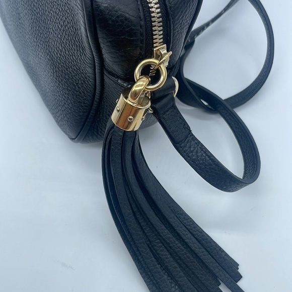Gucci Black pebbled leather Soho Disco camera bag with tassel Rare - Picture 4 of 10